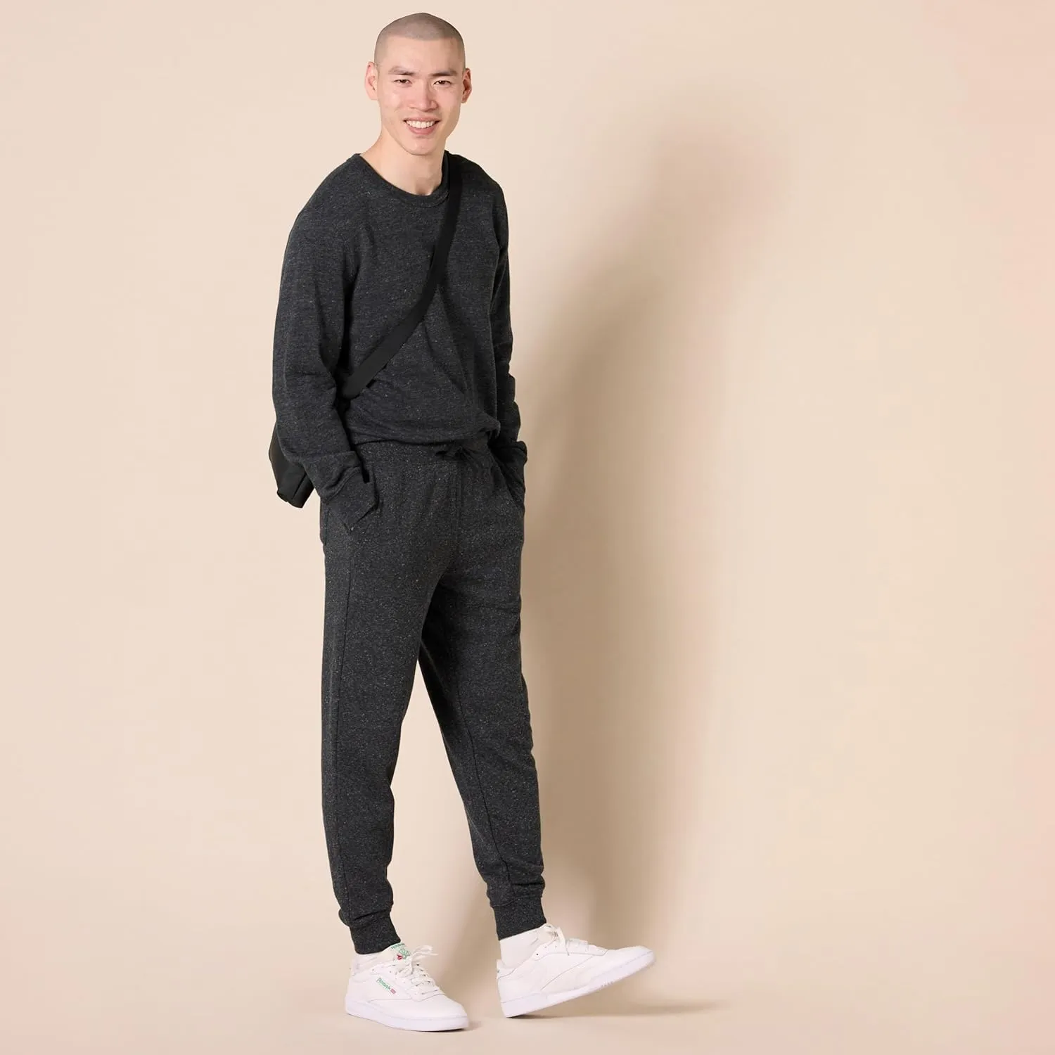 Amazon Essentials Men's Jogger Pants, Casual Relaxed Fit, Lightweight French Terry (Available in Big & Tall)