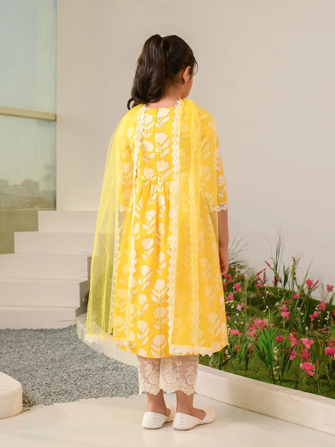 Girls Floral Printed Regular Pure Cotton Kurta With Pyjamas Dupatta