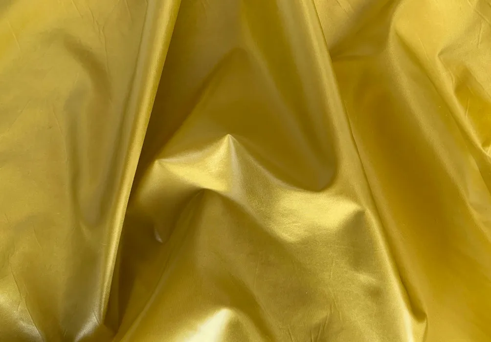 Herno Goldfinger Featherlight Resistant Polyester Nylon Blend  (Made in Italy)